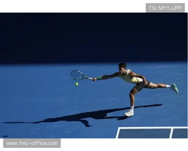 [澳网]索内戈神来之笔领衔1月22日五佳球.